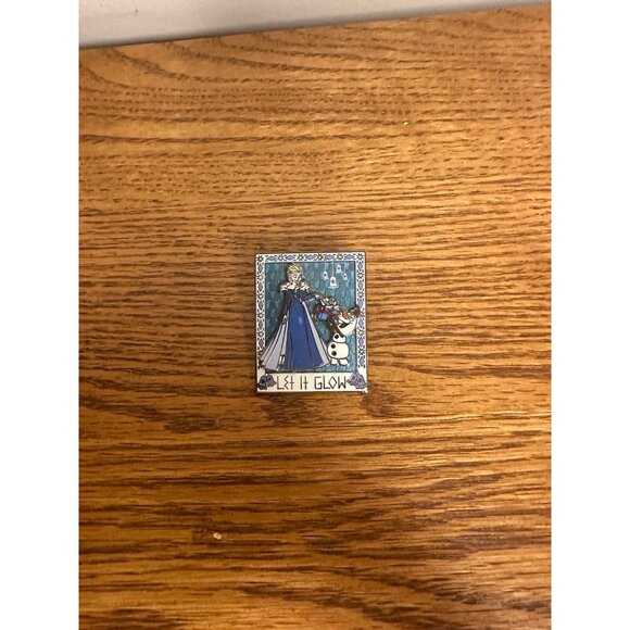 Disney Pin 124972 Let It Glow Elsa Olaf Frozen Disney Parks Pin On Pin - Picture 1 of 2